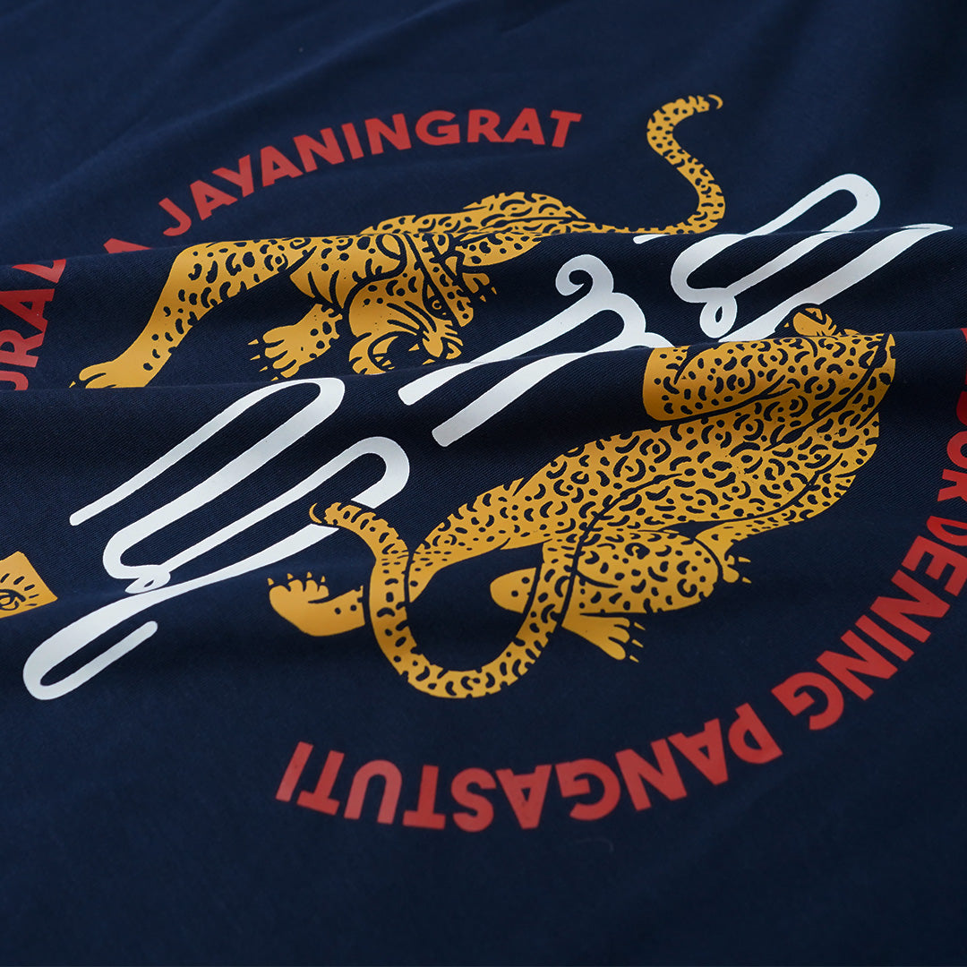 Dagadu Kaos Boxy Suradira Jayaningrat Lebur Dening Pangastuti - Navy