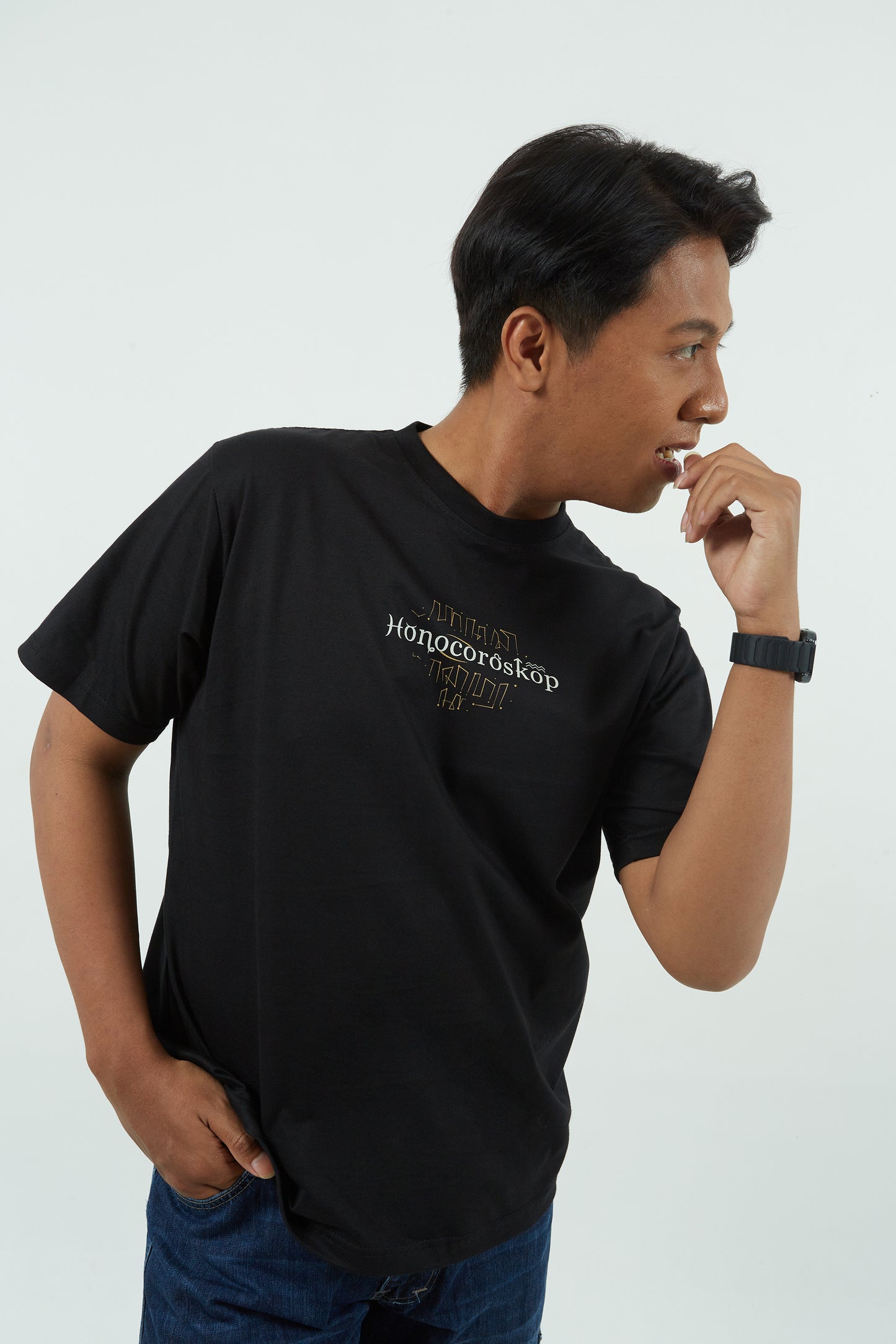 Dagadu Kaos Honocoroskop - Hitam