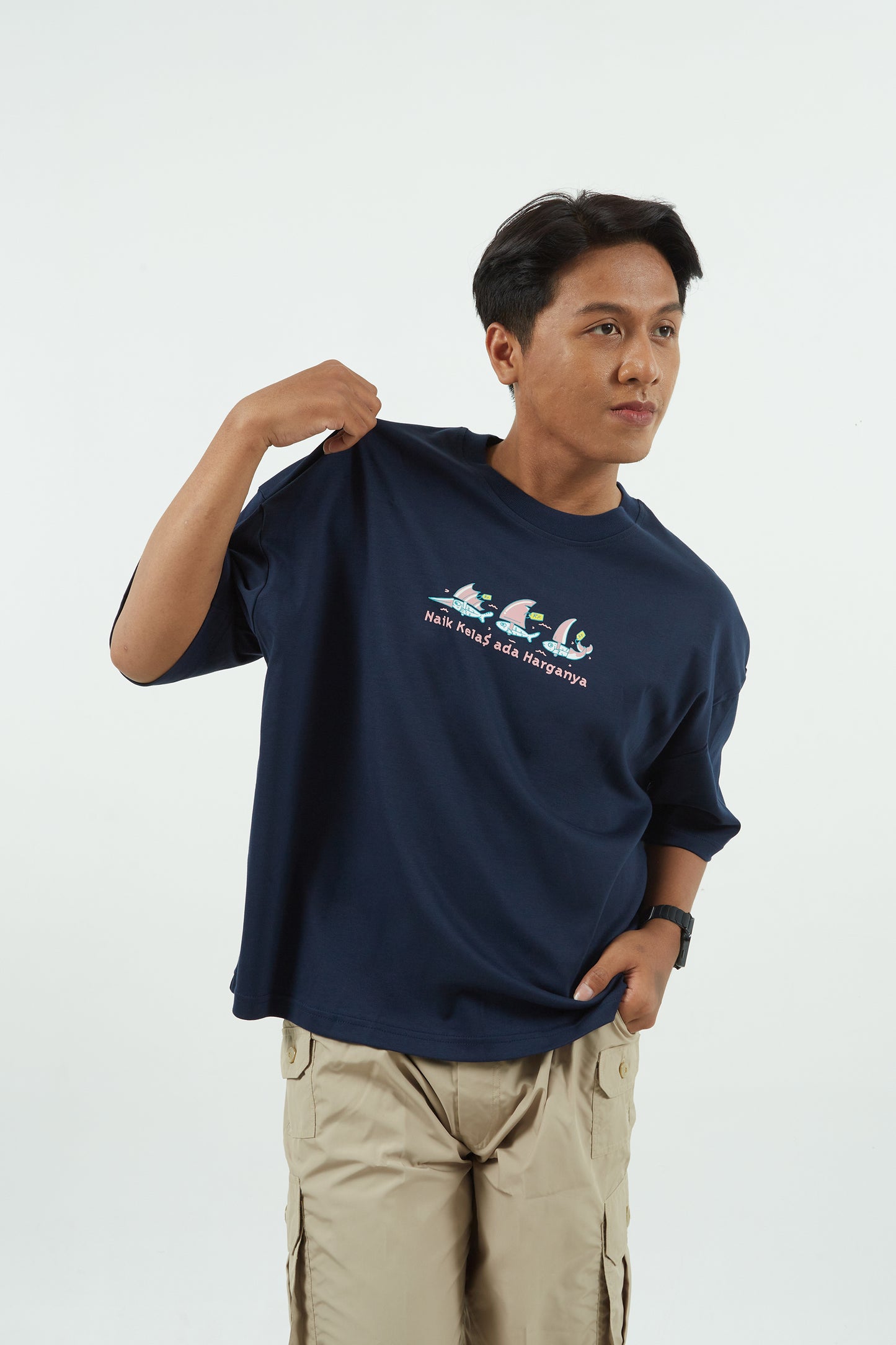 Dagadu Kaos Boxy Naik Kelas - Navy