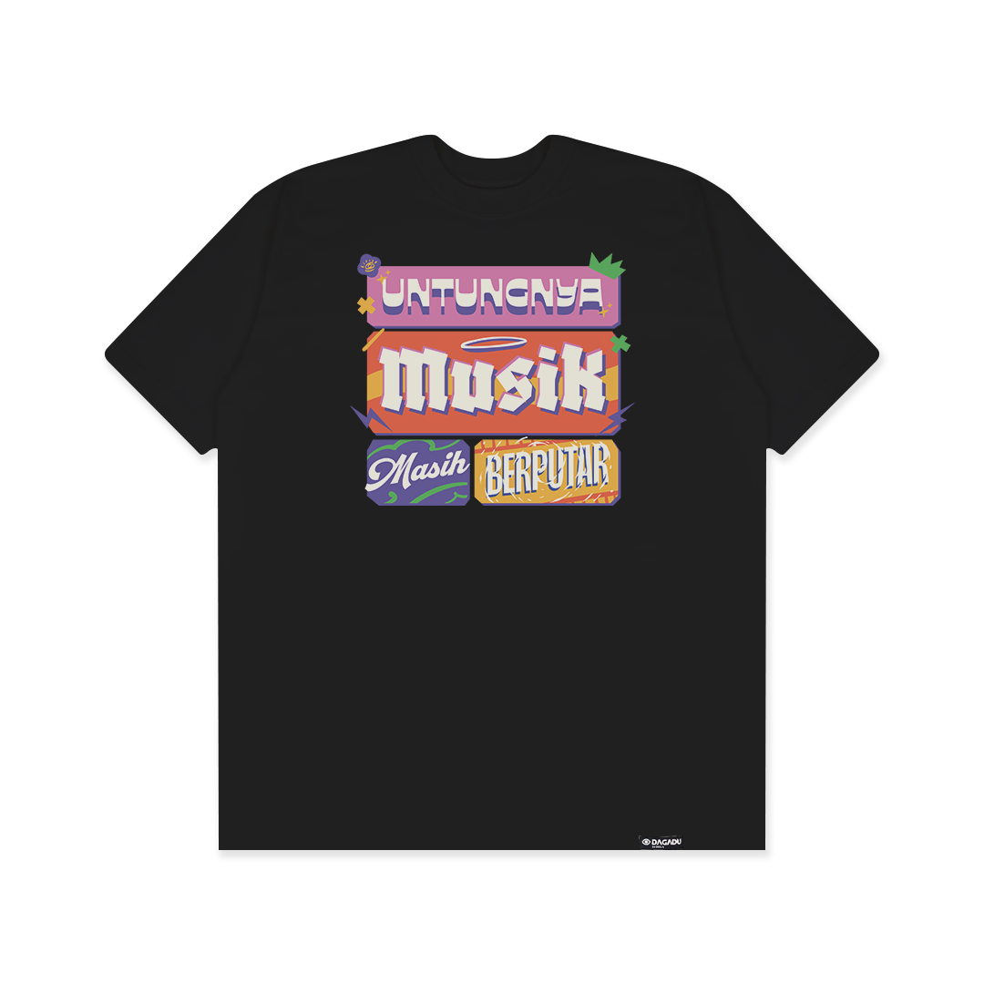 Kaos Merch Live Project x Dagadu Untungnya - Hitam
