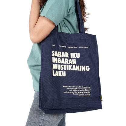 Dagadu Totebag Riting - Merah Maroon