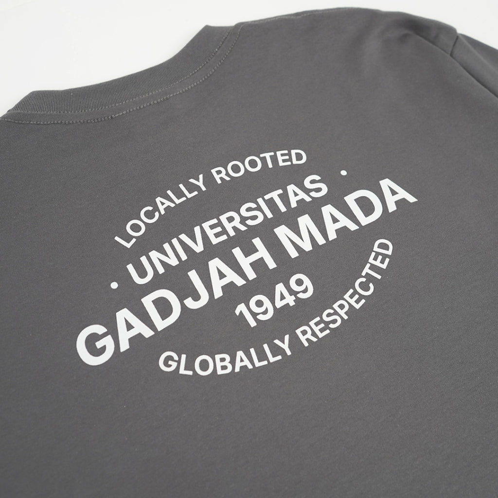 Kaos Merch UGM x Dagadu Oversize - Charcoal