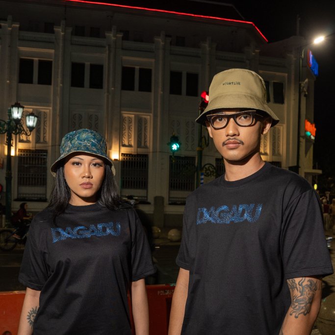 Dagadu Nightlife Kaos Pria Lengan Pendek Reguler Night Vibes Cotton Combed 24S