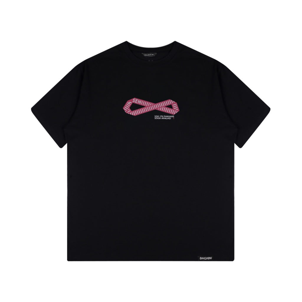 Dagadu T-shirt Reguler Official Merch Artjog 2026 Senin itu Panjang | Cotton Combed