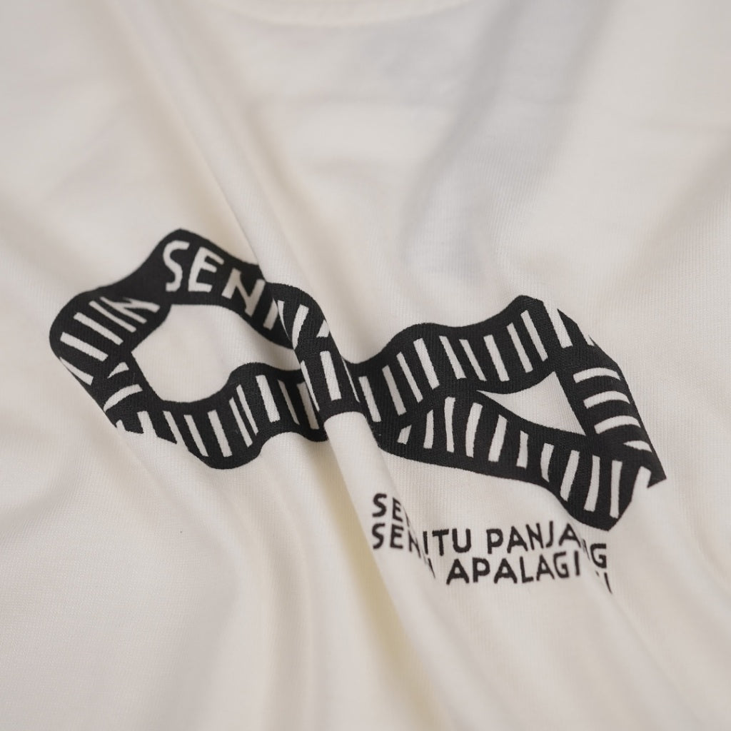 Dagadu T-shirt Reguler Official Merch Artjog 2026 Senin itu Panjang | Modal Blend