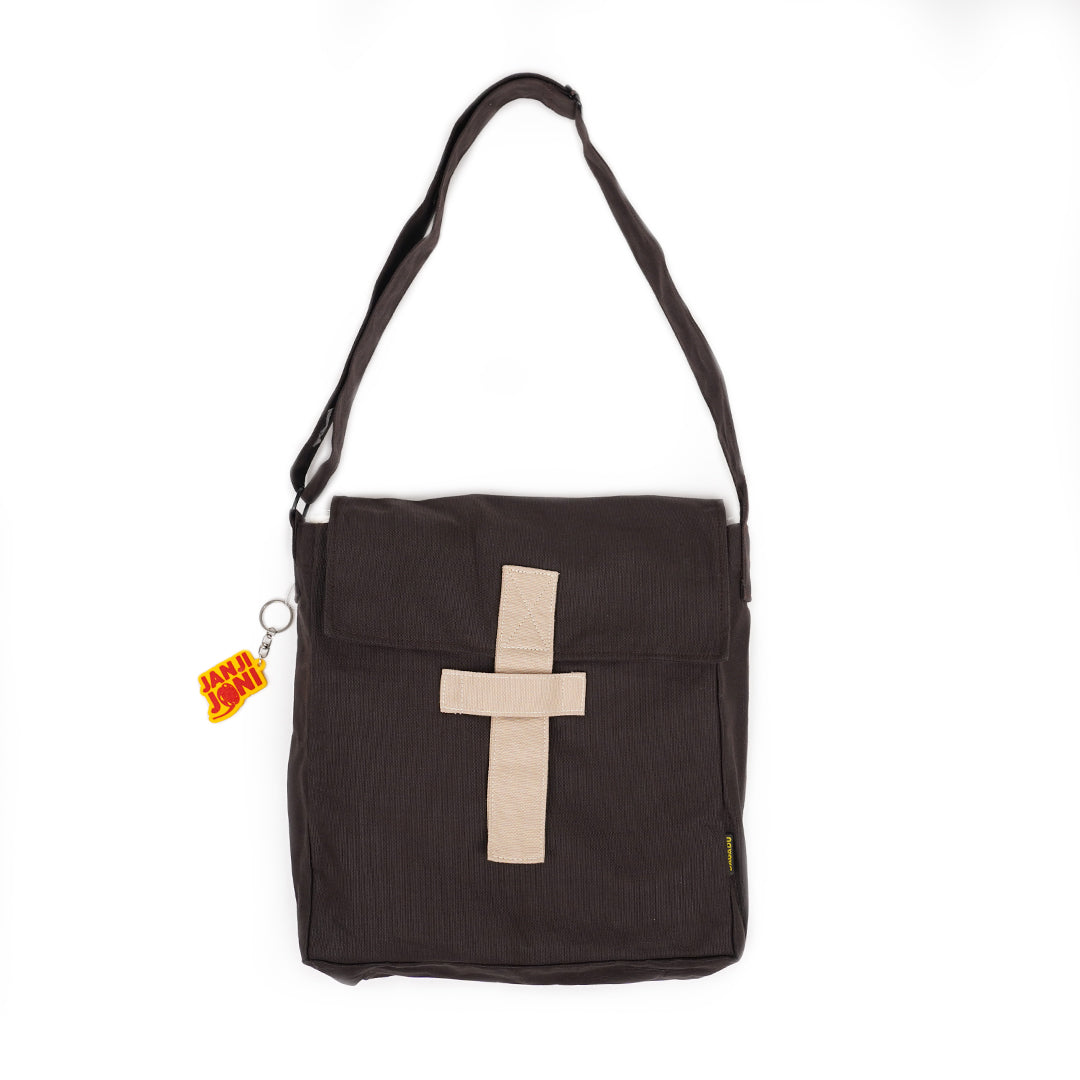 Tas Totebag Merch Janji Joni X Dagadu - Coklat